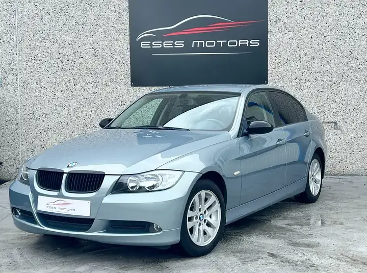 BMW 318 i
