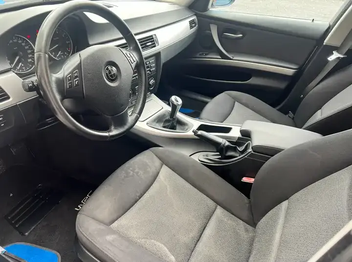 BMW 318 i