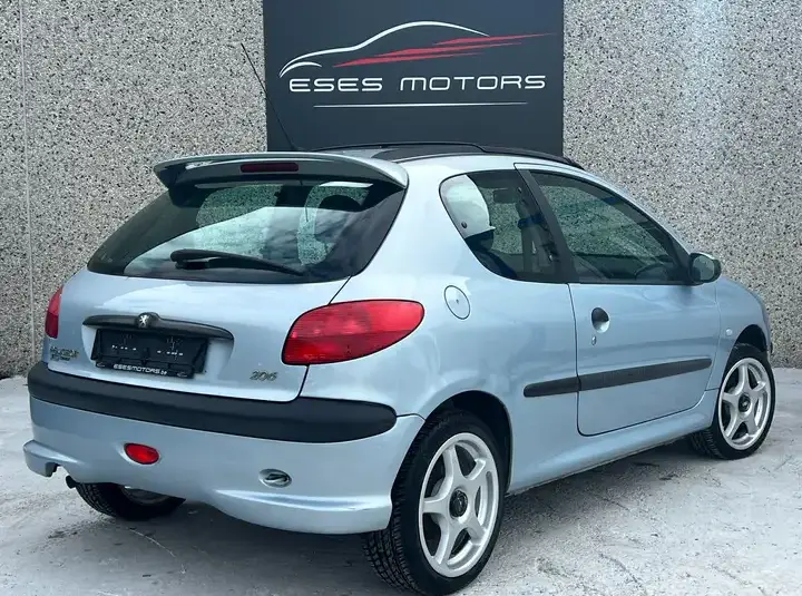 Peugeot 206 1.4i XR