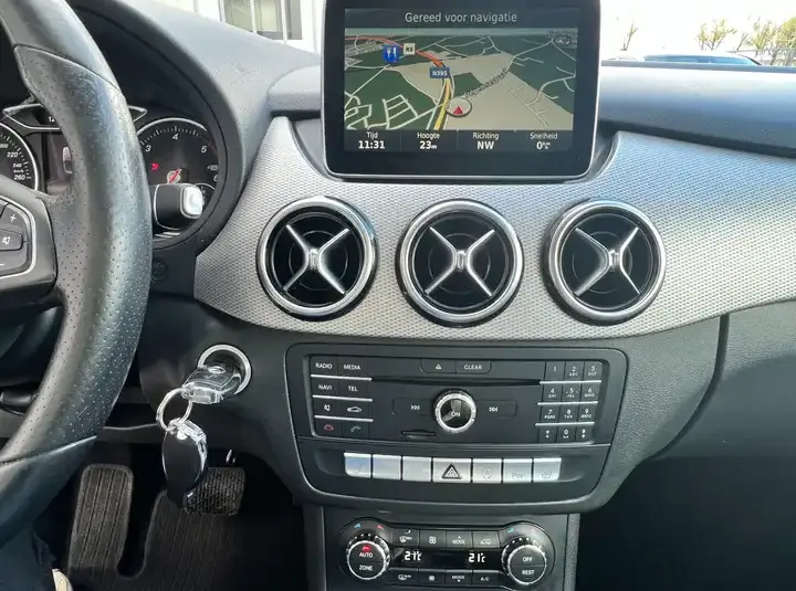 Mercedes-Benz B 180 d