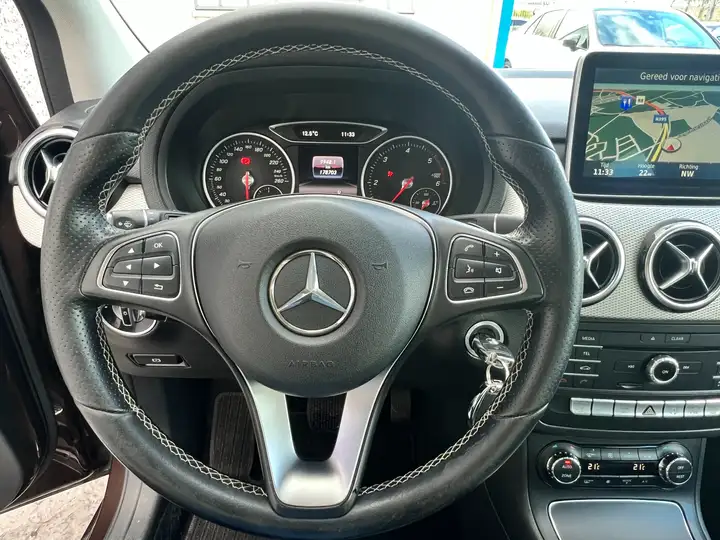 Mercedes-Benz B 180 d