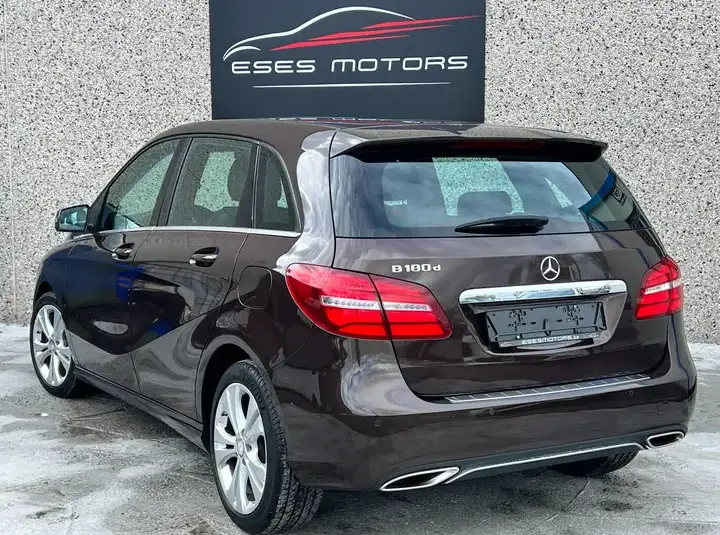 Mercedes-Benz B 180 d