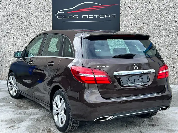 Mercedes-Benz B 180 d