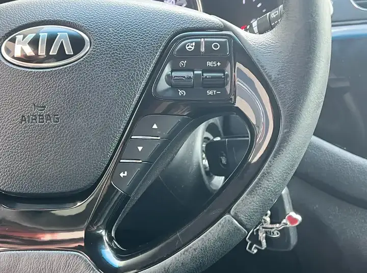 Kia Ceed / cee’d 1.6 CRDi Lounge