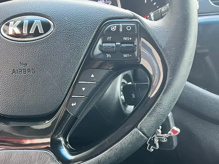 Kia Ceed / cee’d 1.6 CRDi Lounge