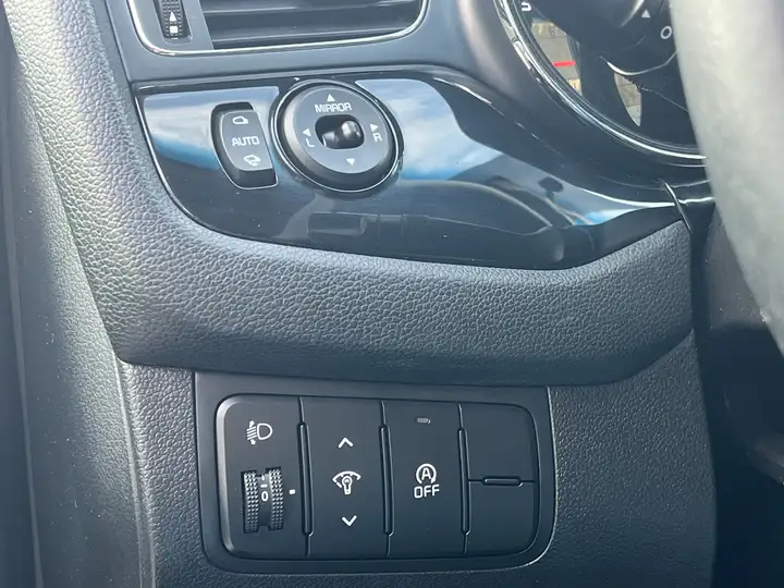 Kia Ceed / cee’d 1.6 CRDi Lounge