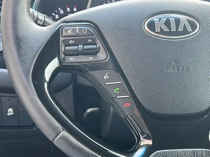 Kia Ceed / cee’d 1.6 CRDi Lounge
